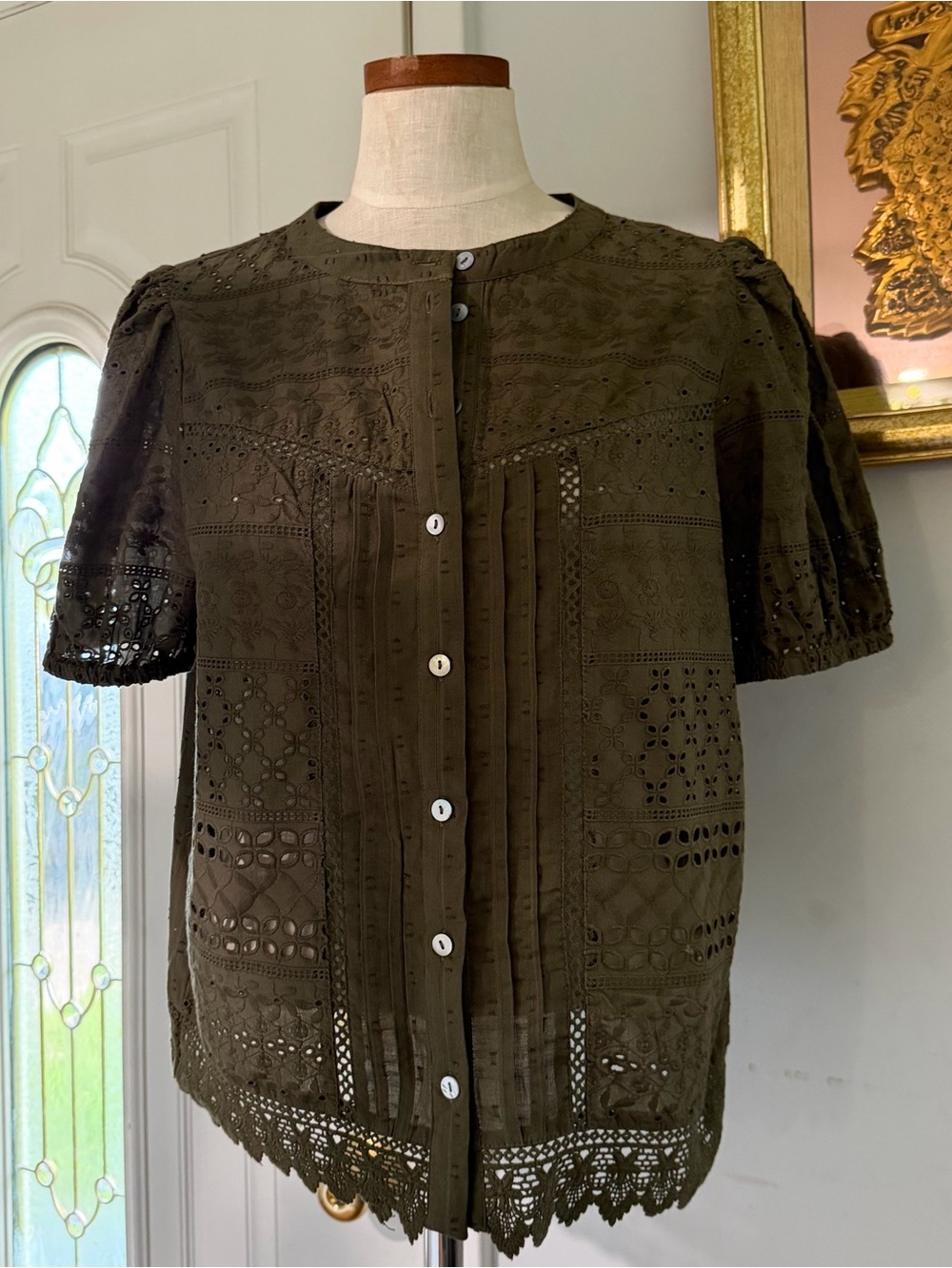 New Farmers Market Olive Green Eyelet button front blouse NWOT Medium